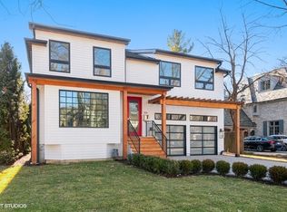 558 Willow Rd, Winnetka, IL 60093