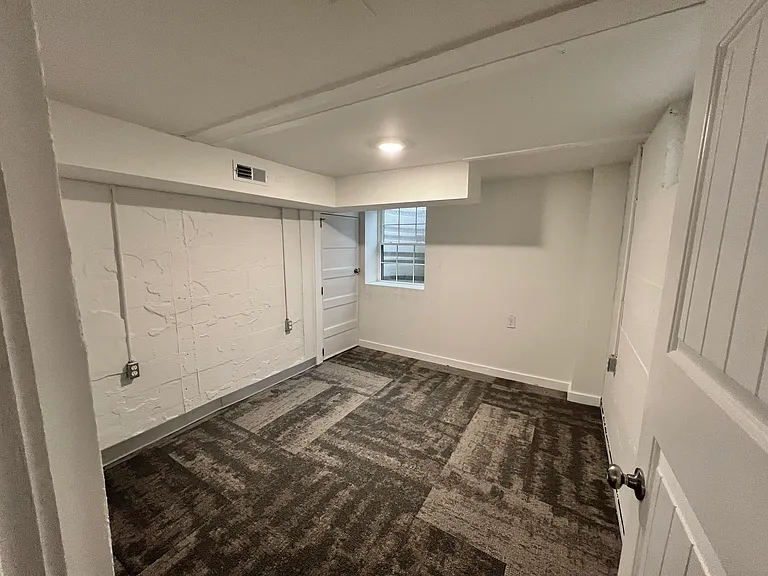 216 Craig Ave — Photo 24