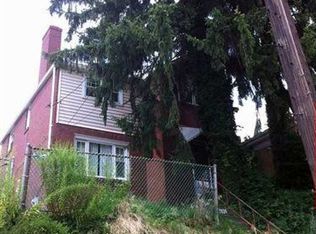 7635 Roslyn St, Pittsburgh, PA 15218