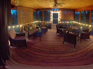 9965 Yorktown Ln N, Maple Grove, MN 55369