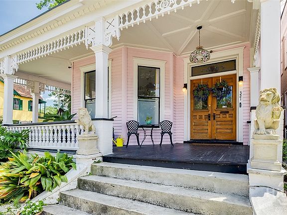 3rd image of 321 E Bolton Street