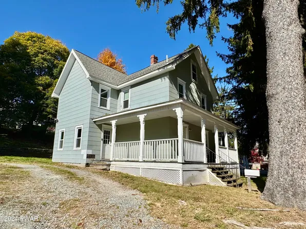 216 Terrace St, Honesdale, PA 18431