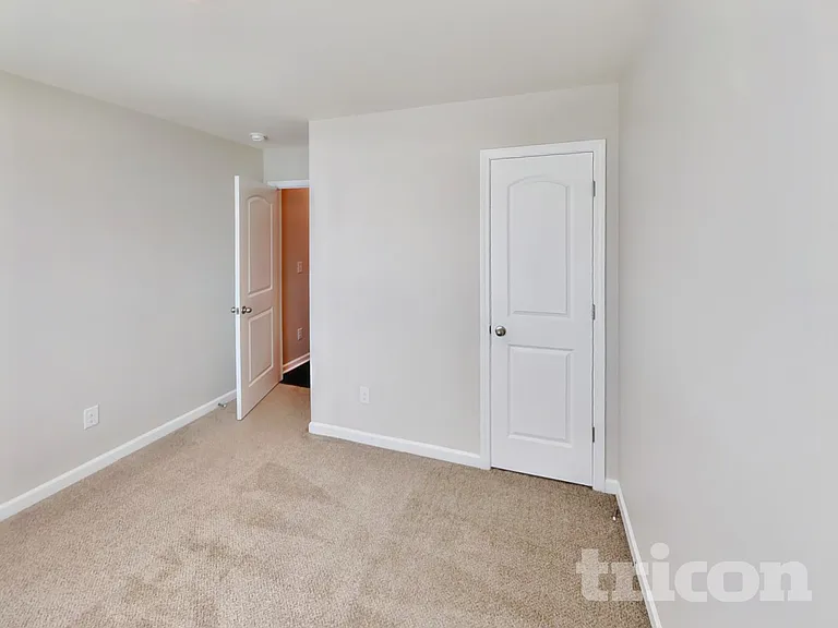 2823 Buzz St — Photo 12