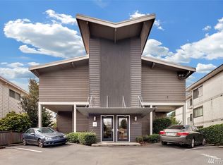 11525 Greenwood Ave N APT 301, Seattle, WA 98133