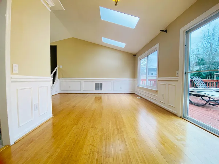 11266 Valley Bend Dr — Photo 14