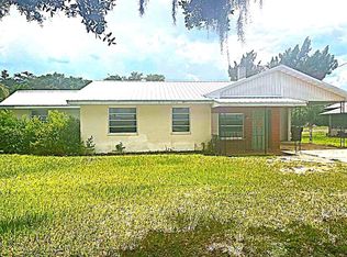 352 Highway 630 E, Frostproof, FL 33843