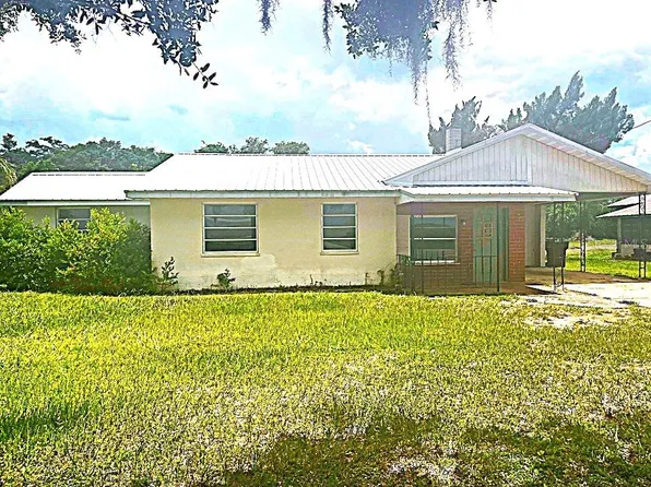 352 Highway 630 E, Frostproof, FL 33843