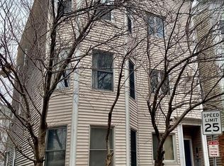 97 Brookline St #2, Cambridge, MA 02139
