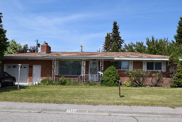 1st image of 1588 Casseopeia St