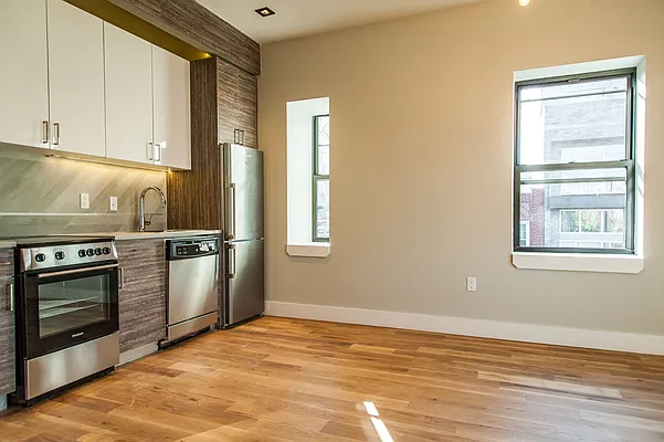 Rented by Nooklyn NYC LLC | media 71