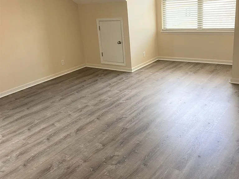 1934 Falsetto Ln — Photo 17