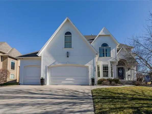 5829 McCoy St, Shawnee, KS 66226