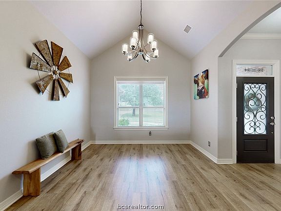 5th image of 4178 Wagonwheel Rd