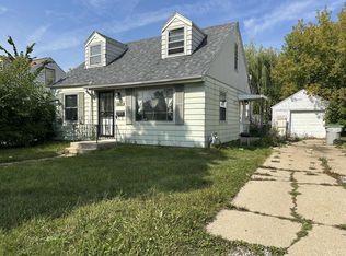 5734 W Custer Ave, Milwaukee, WI
