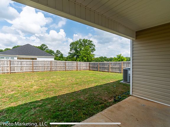 5th image of 309 Collins Park Dr