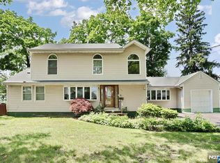 703 Chadwick Dr, Paramus, NJ 07652
