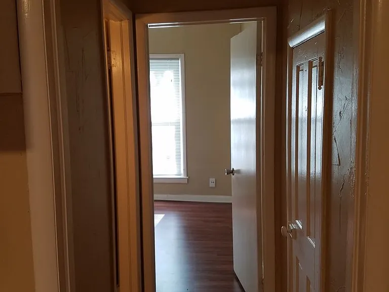 5 E Thatcher St — Photo 6