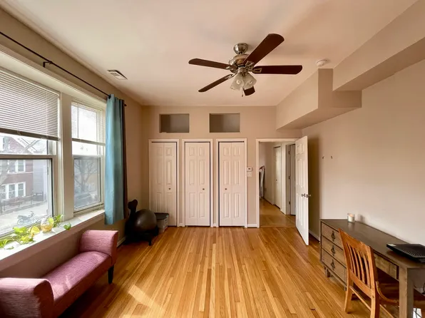 901 W 33rd St #2A, Chicago, IL 60608