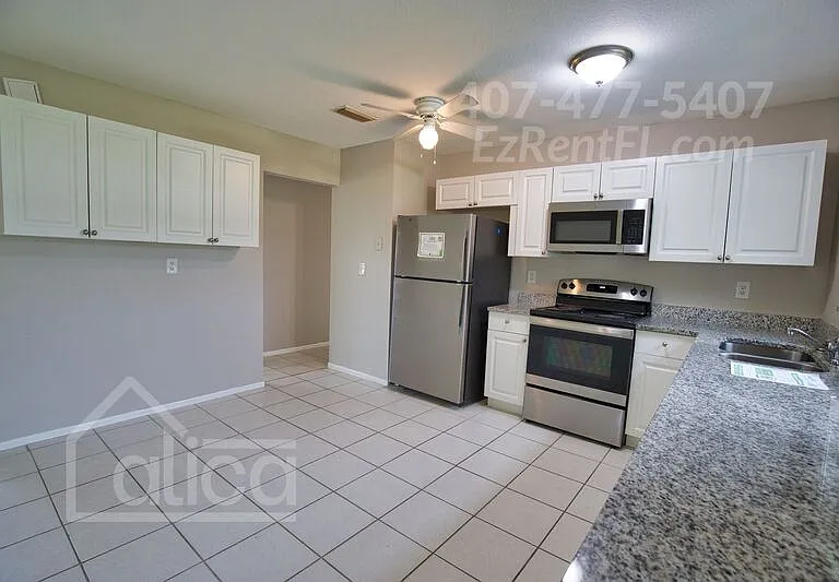 6667 Carovel Ave — Photo 10