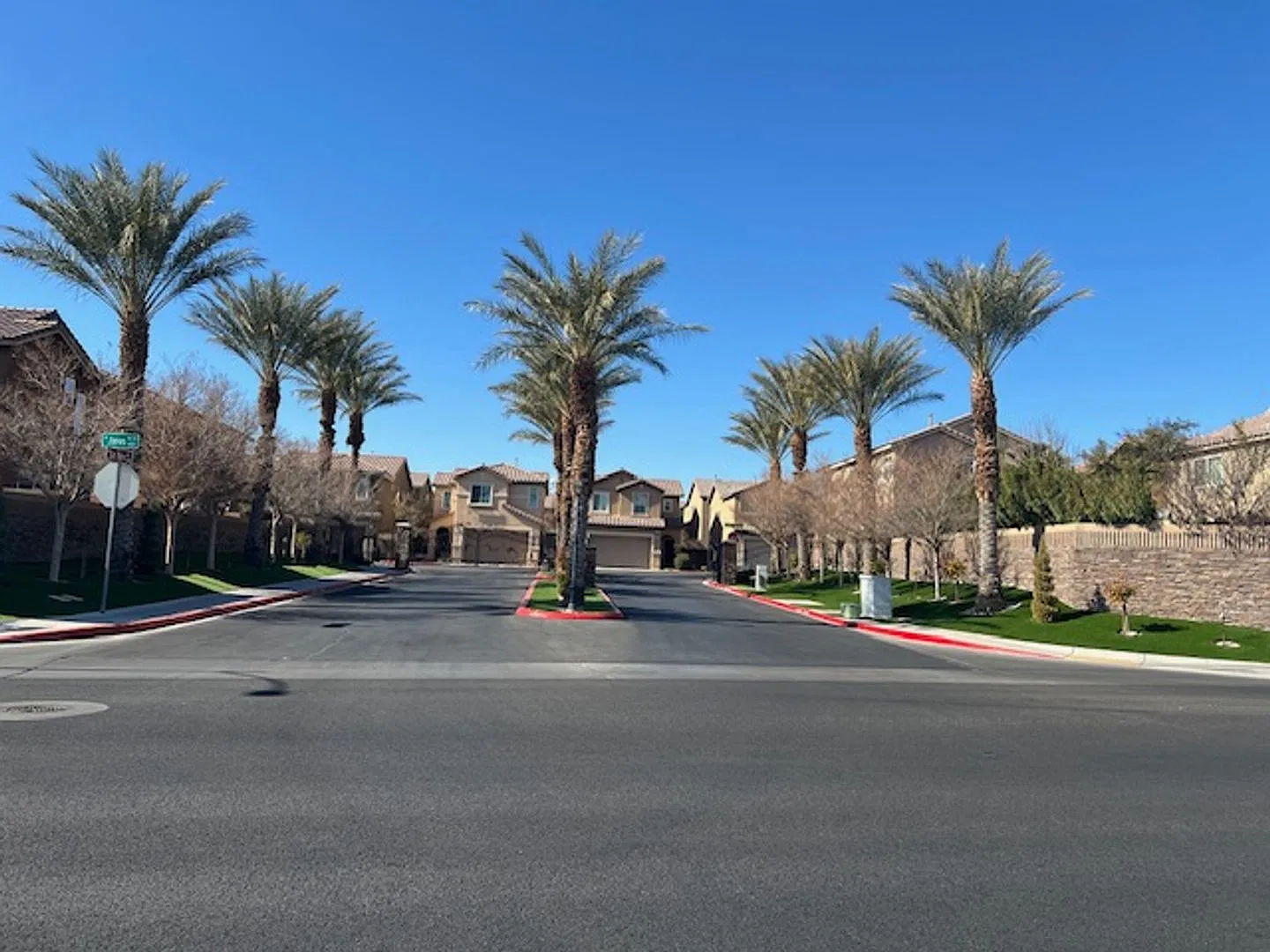 4516 Camille Flora Ct, Las Vegas NV 89130 — Photo 2