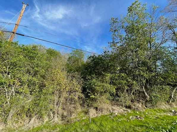 808 Fm 878, Palmer, TX 75152