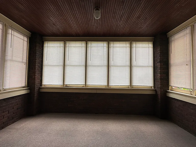 124 N London Ave — Photo 26