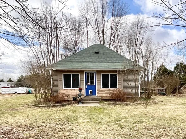 13215 Shaner Ave NE, Cedar Springs, MI 49319