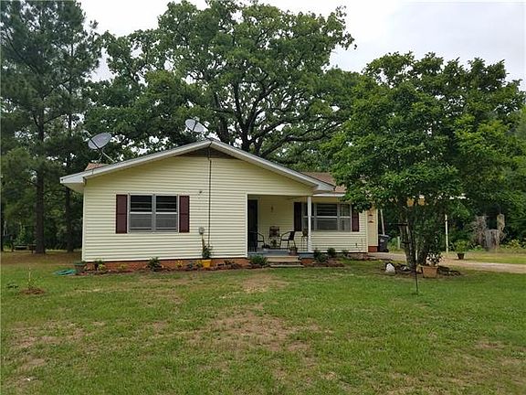 3rd image of 942 County Road 4248
