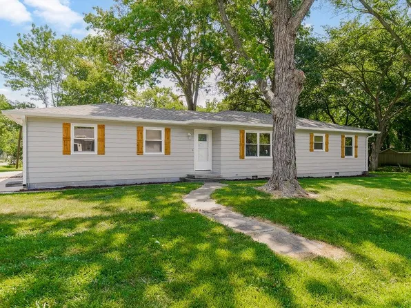 607 N Havanah St, Butler, MO 64730