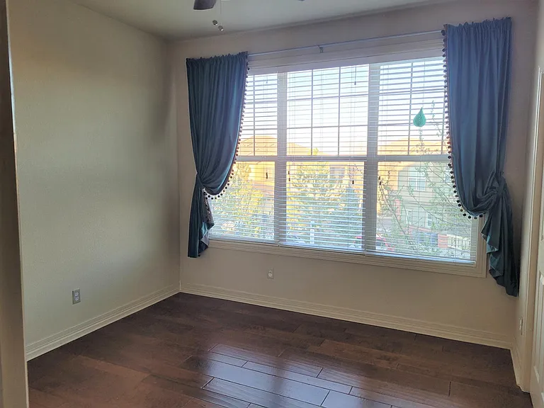 10075 Bluffmont Ct — Photo 14