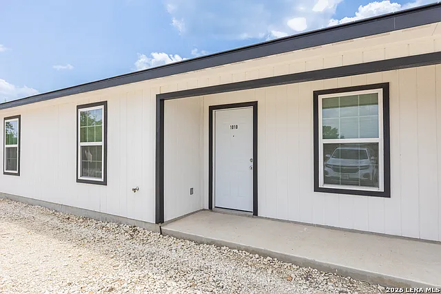 1010 County Road 4516 #1010 — Photo 2