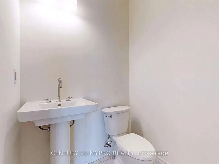 9374 Kennedy Rd — Photo 16