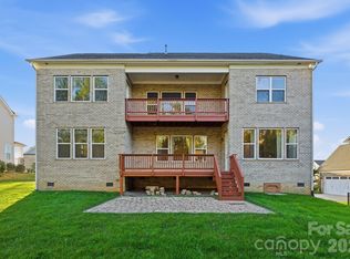 374 Hampton Trail Dr, Fort Mill, SC 29708