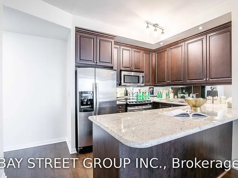628 Fleet St #1801 — Photo 11