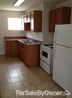 5th image of 909 Lincoln Dr