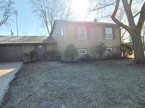 1349 N Indiana St, Griffith, IN 46319