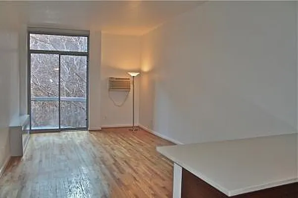 Rented by Corcoran | media 25