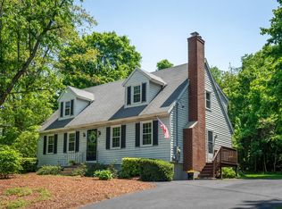 5 Albert Ave, Hooksett, NH 03106