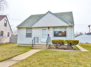 9716 W Melvina St, Milwaukee, WI 53222