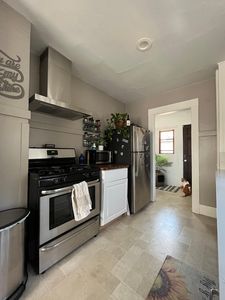 845 N Nylic Ct, Long Beach, CA, 90813