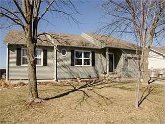 2nd image of 240 E Westhoff Pl