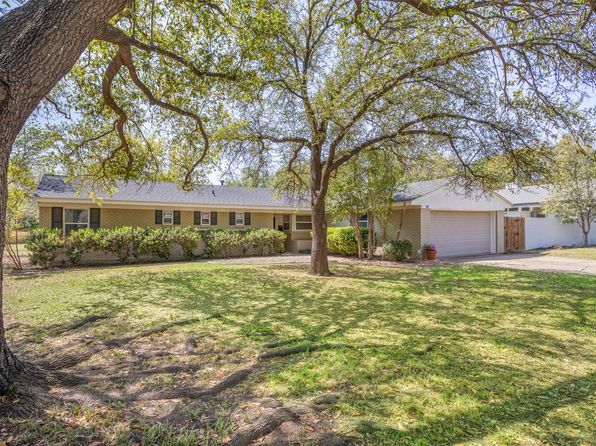 4109 Bilglade Rd, Fort Worth, TX 76109