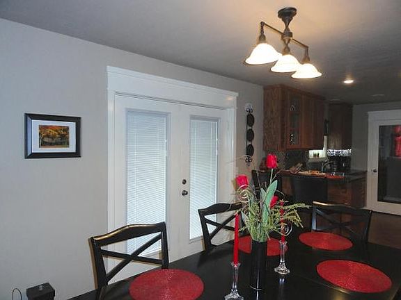 5th image of 112 Clubhouse Dr