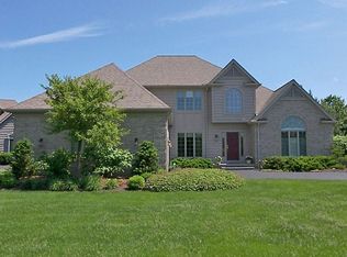 196 Chisholm Ct, Aurora, OH 44202