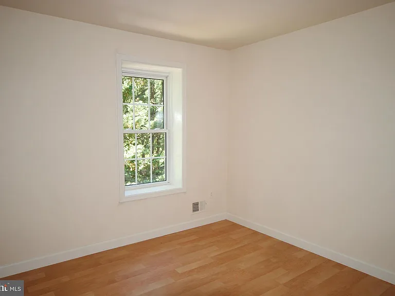 7 Hyacinth Ct #7 — Photo 11
