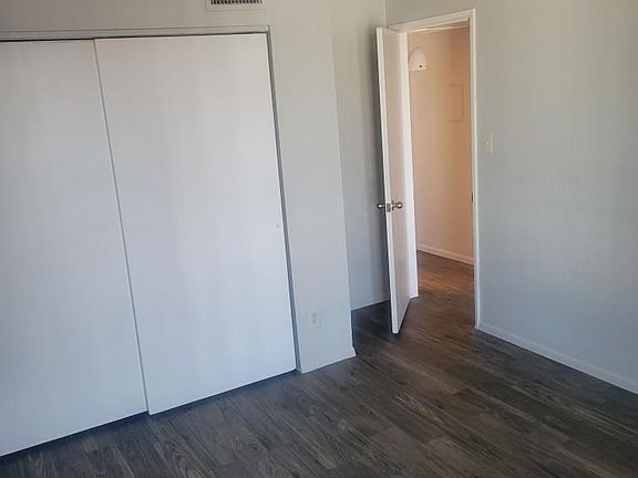 4th image of 2026 W Union Hills Dr #202