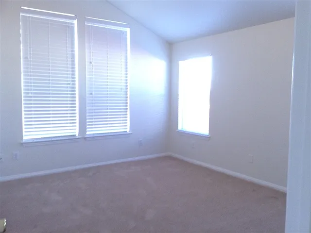 3 bed, 2.0 bath, 1783 sqft, $2,335 — Photo 4