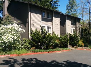 2409 SW Nebraska St APT 7, Portland, OR 97239