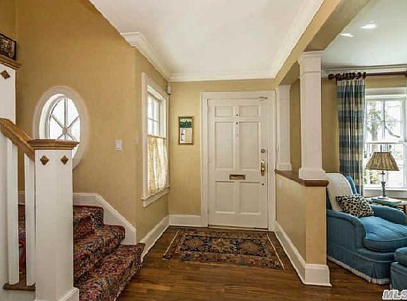 3rd image of 29 Fairview Ave