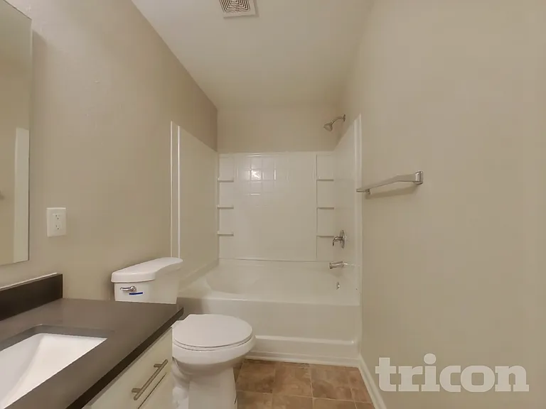 1117 Swearngan Ridge Ct — Photo 8